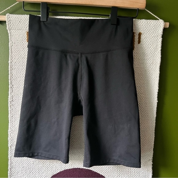 MADEWELL MWL Form High-Rise 7" Biker Shorts size xsmall - Picture 2 of 4